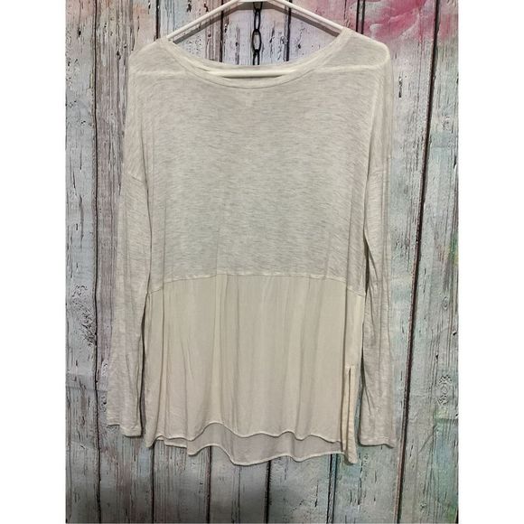 Lou & Grey Size Small Cream Boho Top 🌿💕 - Picture 6 of 14